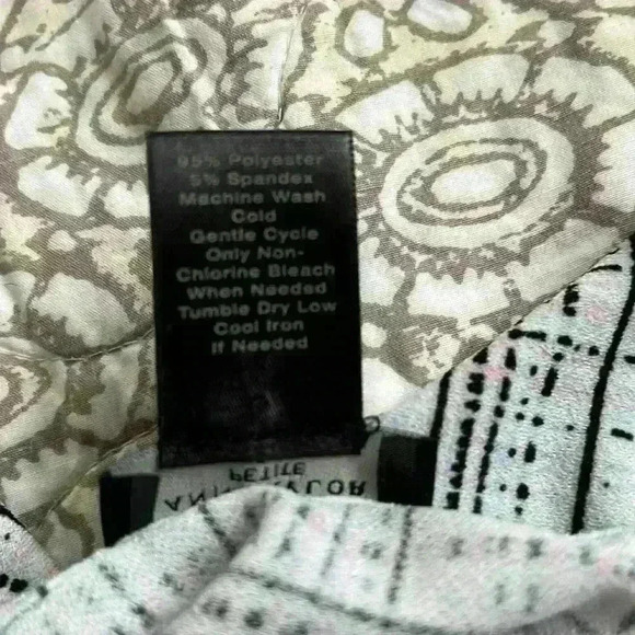 Ann Taylor geometric faux wrap blouse top sleeveless - Picture 5 of 5